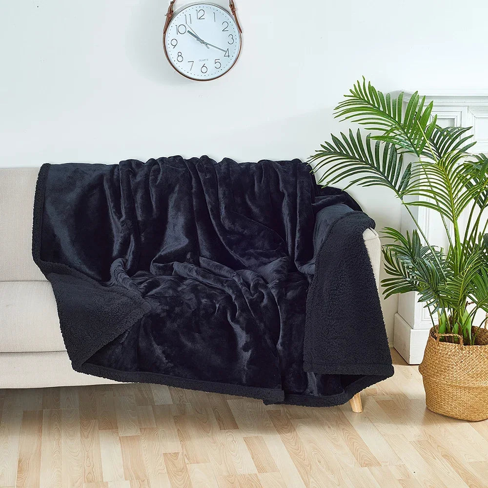 Luxury Waterproof Shaggy Blanket – Warm Microfiber Couple Throw